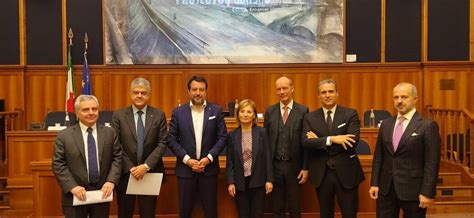 InvestEU supports sustainable transport in Italy: €3.4 billion to modernize the Palermo-Catania railway line